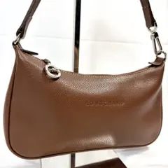 極美品 ロンシャン ワンショルダー レザー シボ ロゴ アクセサリーポーチのサムネイル