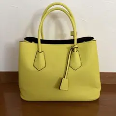 ✨destyle✨ポーチ付きシュリンク型押しトートバッグ✨イエロー✨