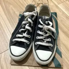 ブラックキャンバススニーカー