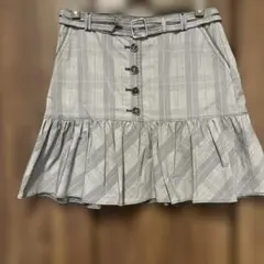 BURBERRY BLUELABELプリーツスカート チェック柄 ベルト付きのサムネイル