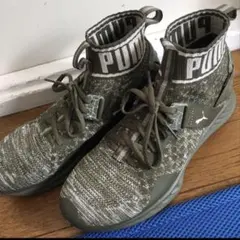 PUMA オリーブグリーン ハイカットスニーカー