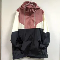 L　VOLCOM フード付き　撥水　防水　ナイロンジャケット　マウンテンパーカーのサムネイル