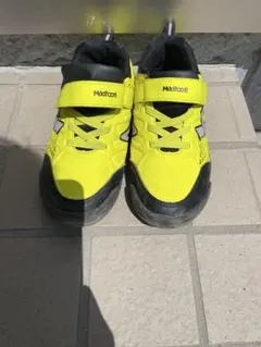 Maddfoot! イエロー スニーカー
