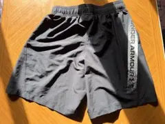 Under Armour ブラックショートパンツ L