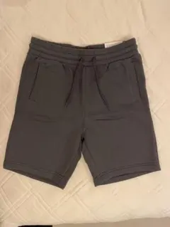 H&M グレー ショートパンツ　Sサイズ