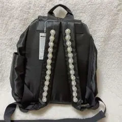 新品未使用ダンスウィズビジュー パール付き黒リュック　はっ水　軽量