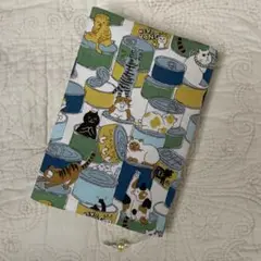 ブックカバー　ハンドメイド　文庫本サイズ ネコ柄