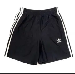 adidas アディダス アディダスオリジナル ショートパンツ ブラックのサムネイル