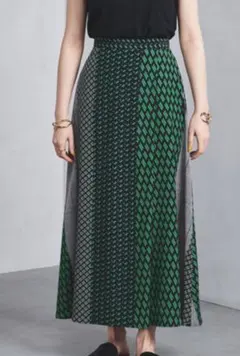 ユナイテッドアローズ　マルチプリントラップスカート　グリーン