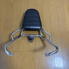 キジマ 縦バックレスト タックロール 黒 シグナス用 状態良 付属ネジ