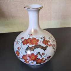 美品 】金鐘浩作・山仙 青磁花瓶 陶器製 韓国陶磁器 一輪挿し - メルカリ