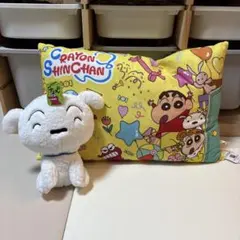 クレヨンしんちゃん クッション　ぬいぐるみ