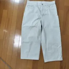 ユニクロ　ワイドストレートジーンズ