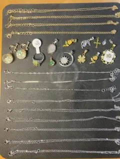 ビーズ入りイヤリングとネックレスセット　ローズクォーツ　QAE クリスタル