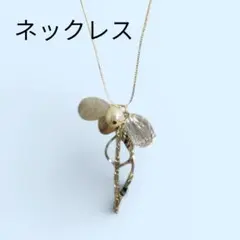 ネックレス　パール　ゴールド