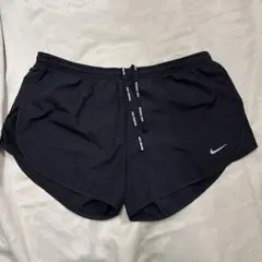 Nike ランニングショーツ ブラック　Lサイズ　ヨガ