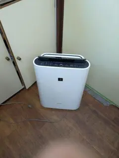 SHARP 空気清浄機 本体 KC-D50のサムネイル