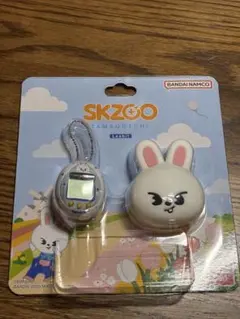 SKZOO TAMAGOTCHI Leebit スキズ たまごっち リノ - メルカリ