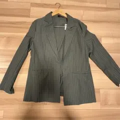 テーラードジャケット　グレー　ストライプ