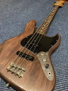 フェンダー ジャパン ジャズベース レリック加工 Fenderは、俺を怒らせるためだけにFleaシグネチャー・ジャズベースを