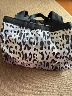 LeSportsac レオパード柄 トートバッグのサムネイル