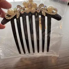 パール装飾の髪飾り