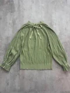 ⚫︎最終⚫︎マリリンムーン　グリーンプリーツリボントップス