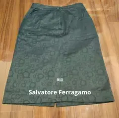 Salvatore Ferragamo ブラック タイトスカートのサムネイル