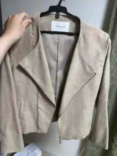 ベージュ スエード風 テーラードジャケット