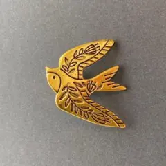 ビンテージ風　ピンバッチ　金の花鳥　ゴールドバード　彫刻風　簡易ラッピング付き