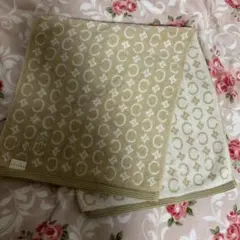 CELINE フェイスタオル ベージュとホワイト
