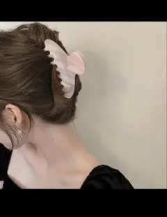 リボン型ピンクヘアクリップ 中型