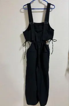 ブラック サロペット オールインワンのサムネイル
