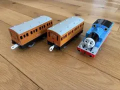 プラレールトーマス　トーマス、アニー、クララベル