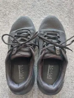 ン*ロ様 UNDER ARMOUR　チャージドサージ4　26.5cm