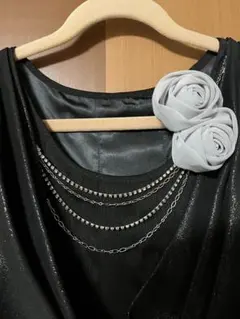 黒 ノースリーブ ワンピース ひざ丈　【定価　23000円】