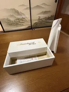 【未使用・箱付】KOYA 花瓶 フラワーベース 陶器 花器 ホワイト×パープルのサムネイル