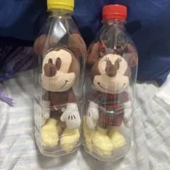 ミッキー＆ミニーのぬいぐるみ 500のペットポトルの大きさです。