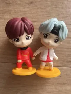 マクドナルドTiny Tan BTS フィギュア　SUGA & j-hope