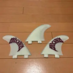 メイヘム GMB サーフボードフィン 透明・赤