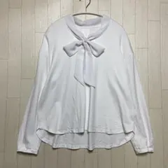 極美品✨ジャスグリッティー ボウタイVブラウス ホワイト 白 - メルカリ