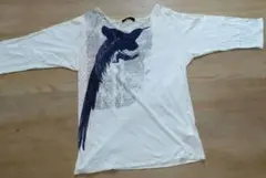 白 長袖カットソー