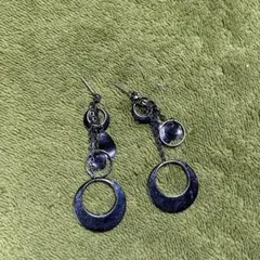 ブラックフープピアス チェーン付き