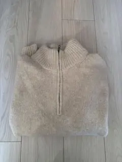 ユニクロ　スフレヤーンハーフジップセーター