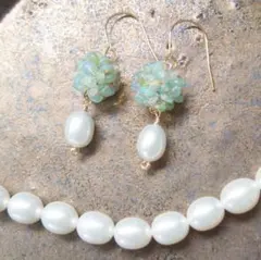 グリーンオパール&淡水パールの揺れるピアス