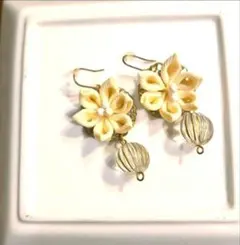1点作品☆ 大粒菱形水色×グレーオパールピアス イヤリングに変更可能