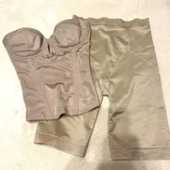 【ミニドラ♪様】 bridal bloom ビスチェE65＋ガードルM