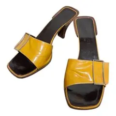 GUCCI イエロー サンダル