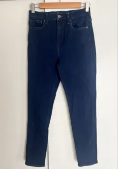 UNIQLO ダークブルー スキニージーンズ