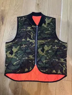 迷彩 カモキルティングリバーシブルベスト古着 90s